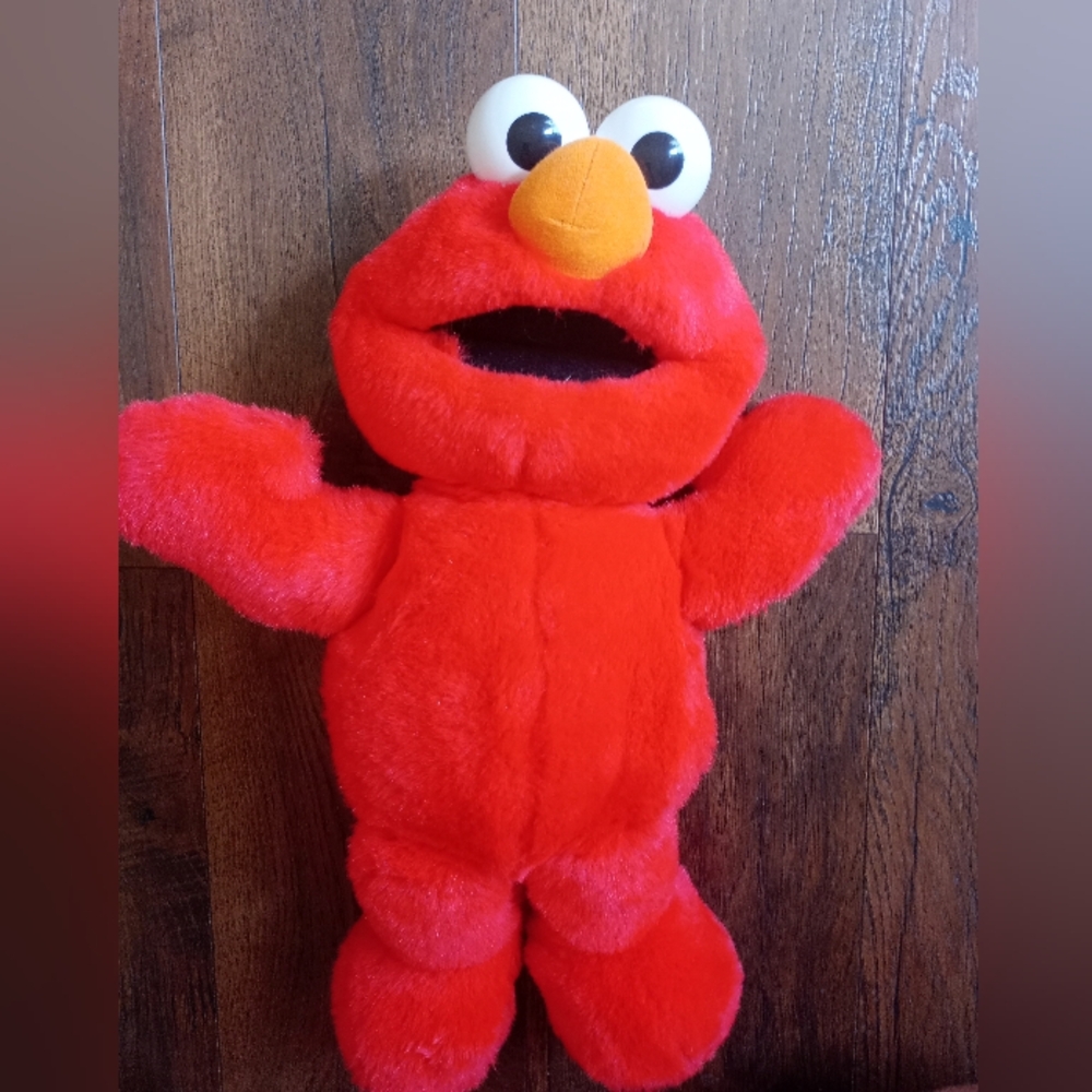 Vintage Tyco Tickle Me Elmo 1995 Plush Toy